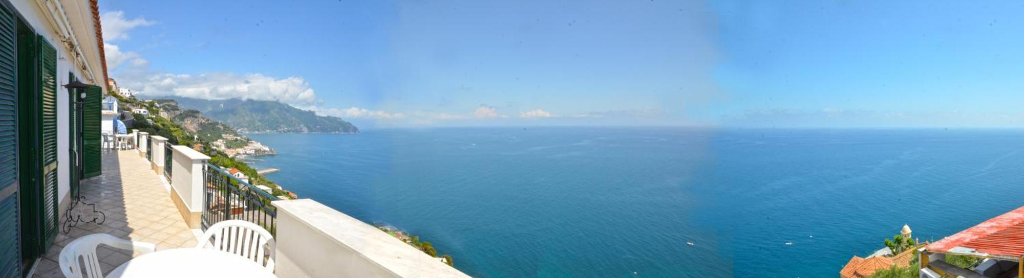 Hills Apartahotel Amalfi