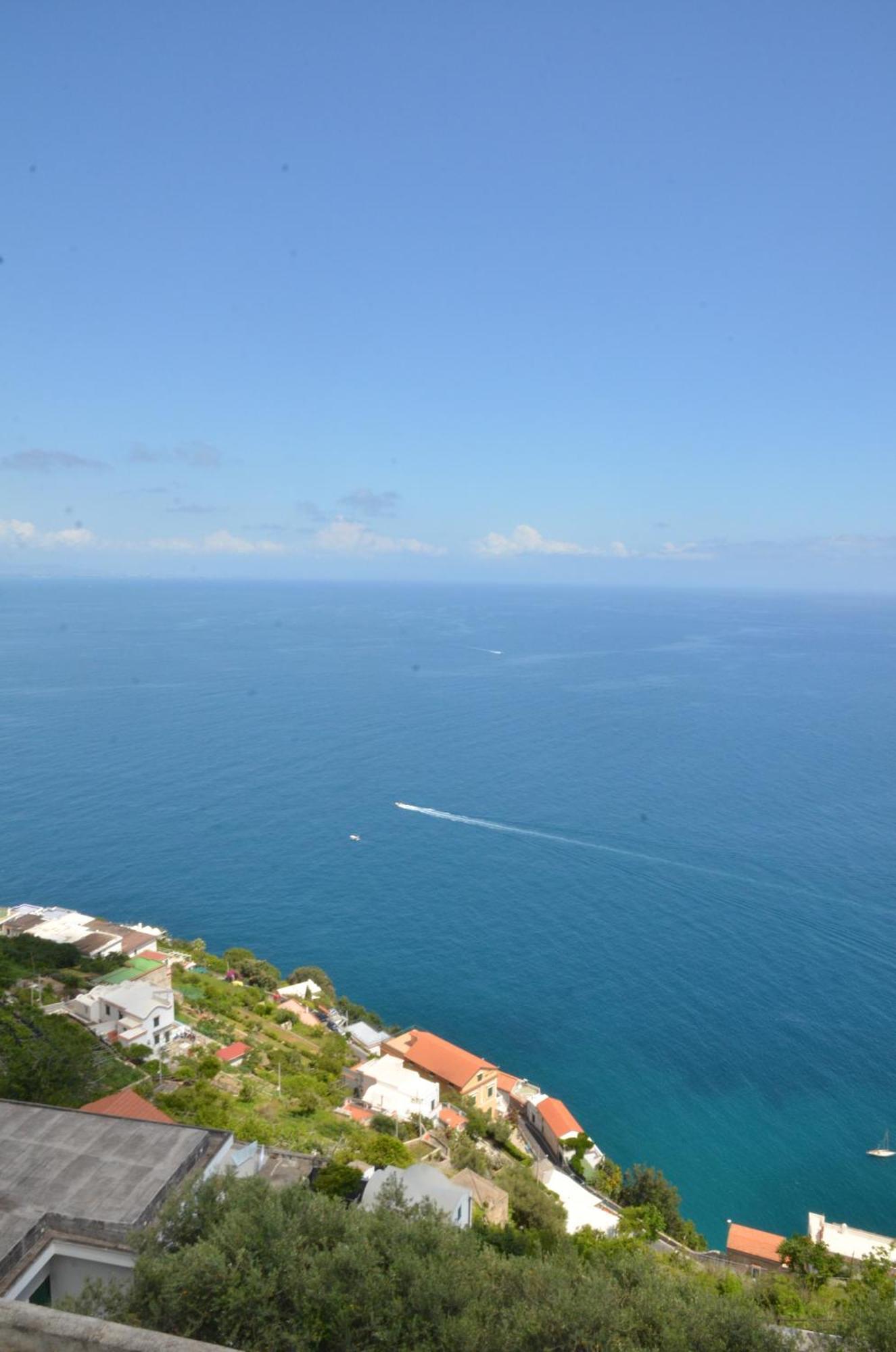Hills Apartahotel Amalfi