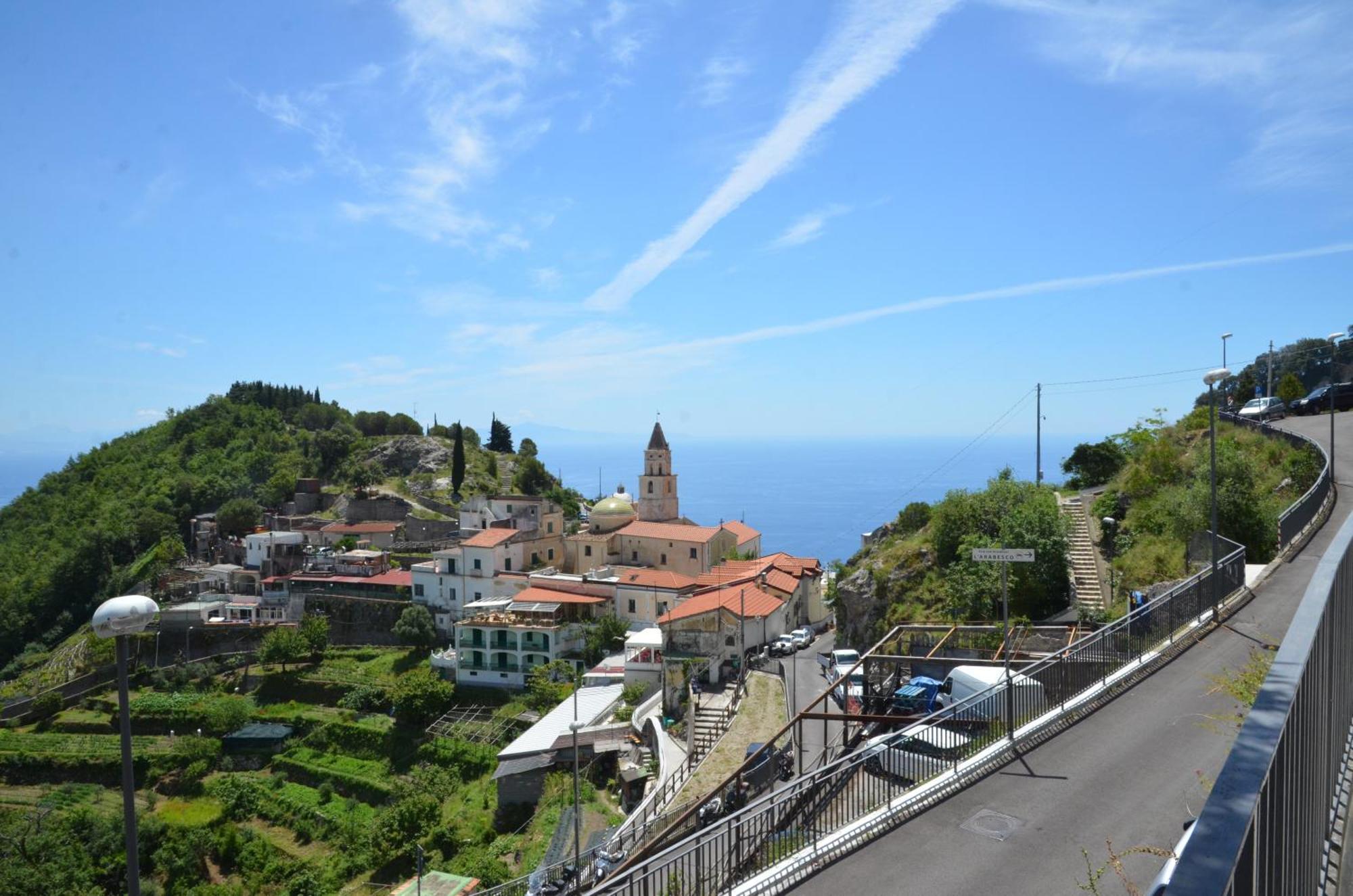 Hills Amalfi