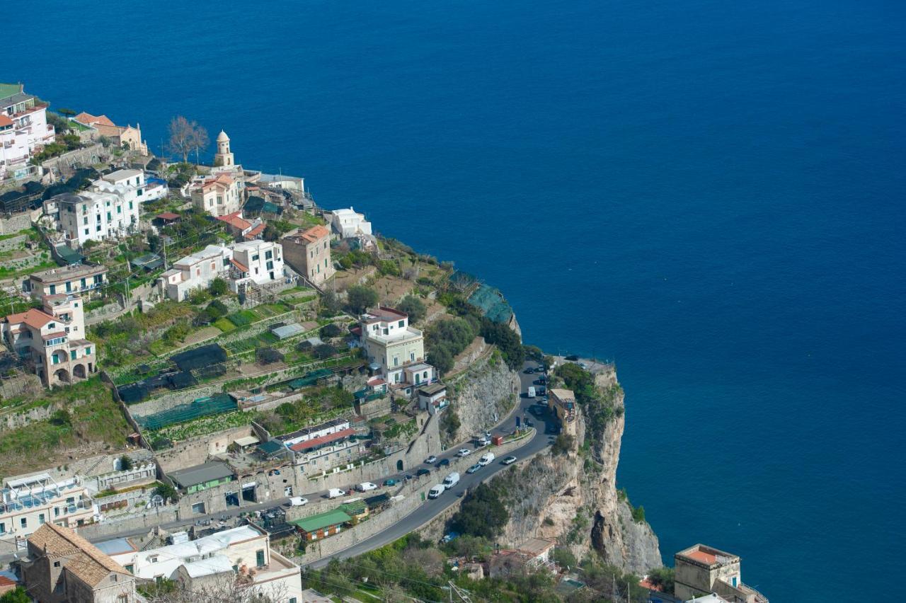 Apart-hotel Hills Amalfi